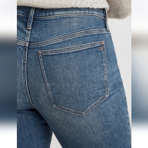 Madewell Mid Rise Kick out - Picture 4 of 7
